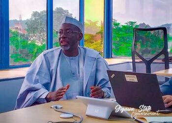 Gwamnan Jigawa Ya Kama Ma’aikatan Asibiti Suna Sayar Da Magungunan Gwamnati