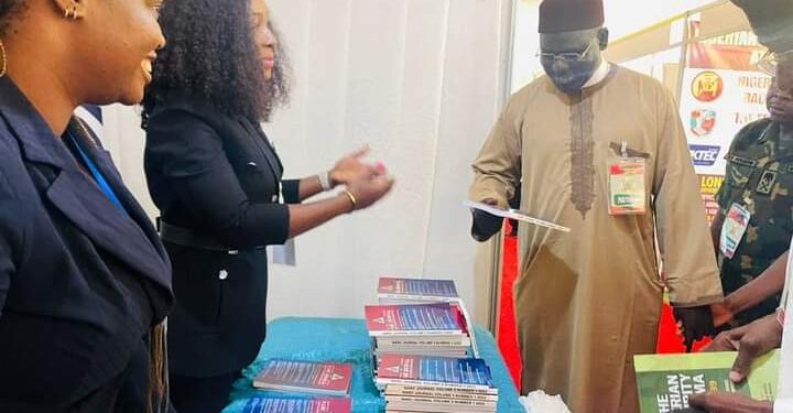 Janar Buratai: Sarki Mai Littafi