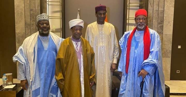 NIJER DA ECOWAS DA NIGERIA: Wani Nazari Na Musamman