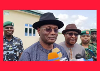 Shugaban INEC ya gargaɗi ma’aikata su yi aiki da gaskiya a zaɓen gwamnonin Bayelsa, Imo da Kogi