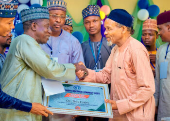 TARON MALUMFASHI FACEBOOK CONNECT: YUNKURIN BUNƘASA CIGABAN MALUMFASHI DA KEWAYE (1)