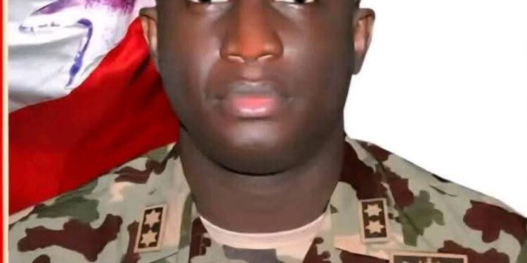 Tarihin Sabon Babban Hafsan Sojojin Najeriya Manjo-Janar Waidi Shaibu