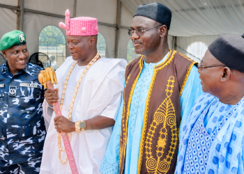 Janar Buratai Babban Ɗan Kishin Ƙasa Ne – Oba Adekunle Makama
